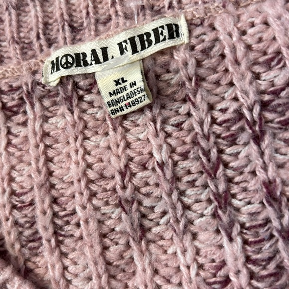 Size XL sweater • moral fiber - Picture 3 of 9